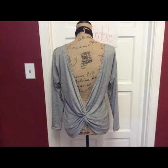 💕Last 1 restocking all Twisted Open Back Top💕 - Picture 4 of 7